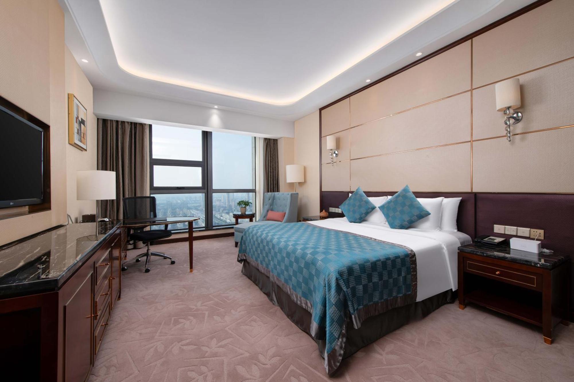 Wyndham Grand Plaza Royale Changsheng Jiangyin Hotel Exterior photo